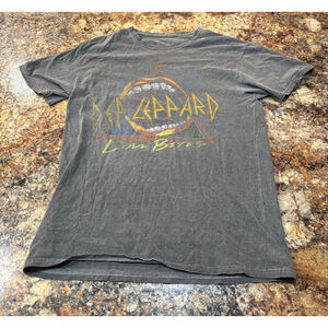 Def Leppard “Love Bites” Band Tee